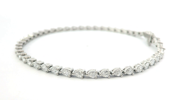 TACORI Pear Diamond Tennis Bracelet