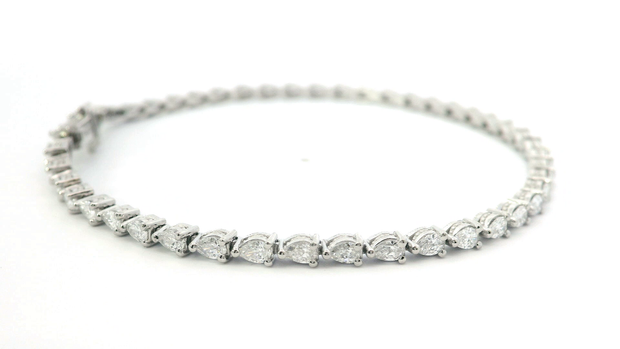 TACORI Pear Diamond Tennis Bracelet